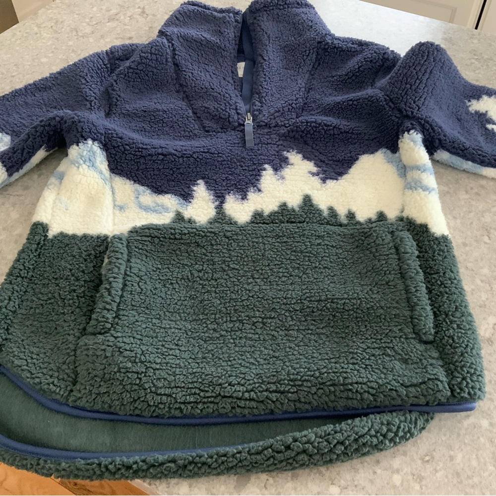 Women’s fleece